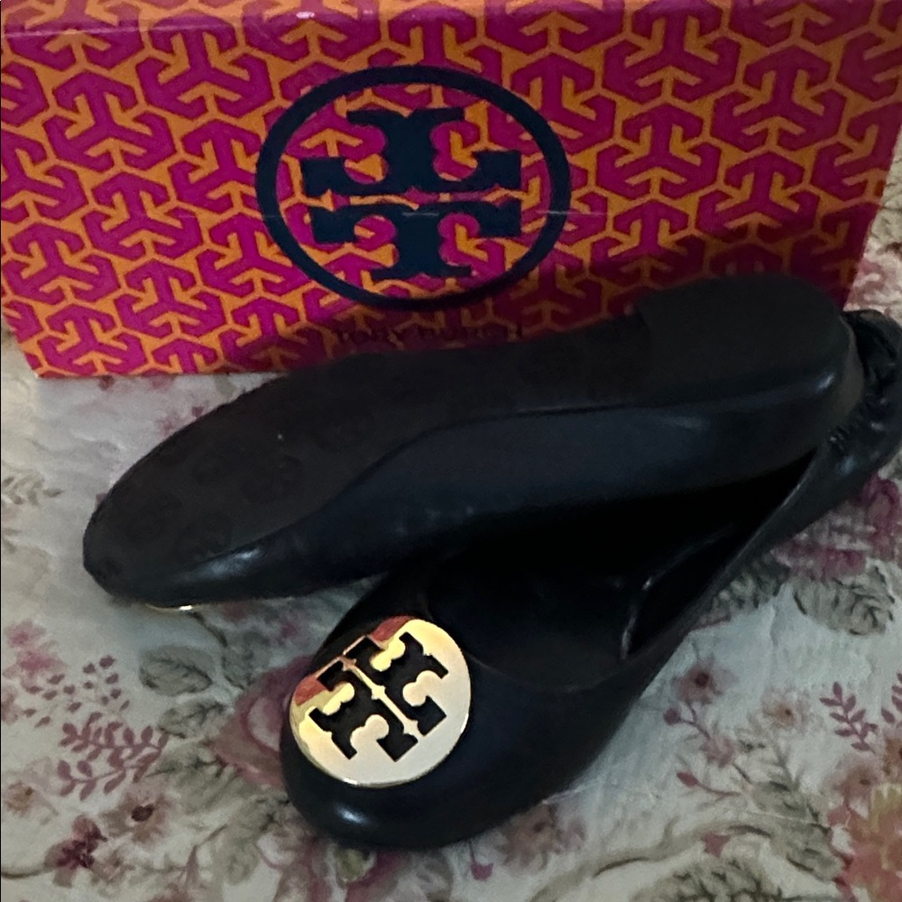 Tory Burch Black Flats with Gold Emblem - Picture 2 of 2